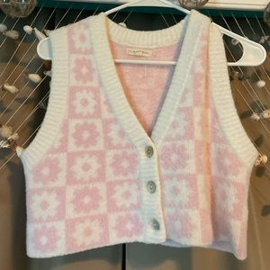 L.A hearts sweater vest